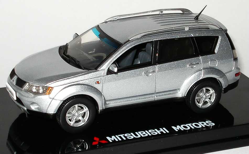 MME50142 - ������������ �������� Outlander XL